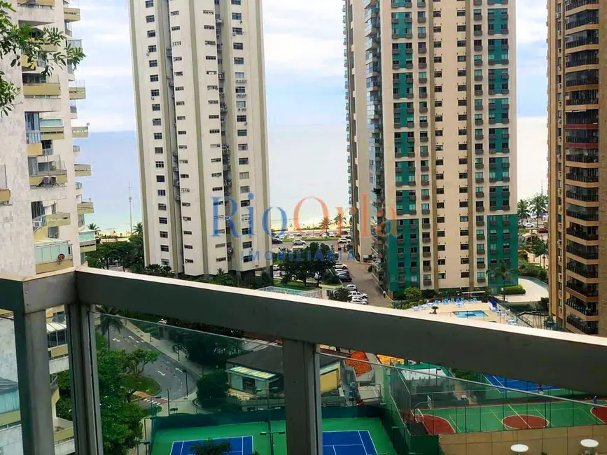 Foto 3 de Apartamento com 3 quartos à venda, 220m2 em Barra da Tijuca, Rio De Janeiro - RJ