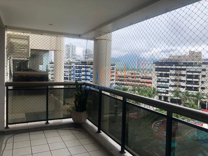 Foto 2 de Apartamento com 2 quartos à venda, 104m2 em Barra da Tijuca, Rio De Janeiro - RJ