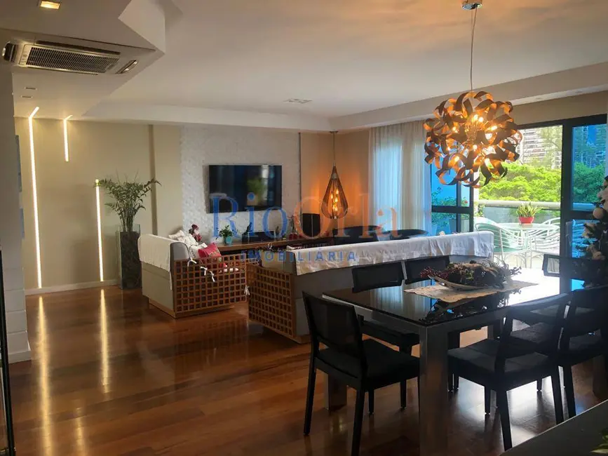 Foto 2 de Apartamento com 4 quartos à venda, 226m2 em Barra da Tijuca, Rio De Janeiro - RJ