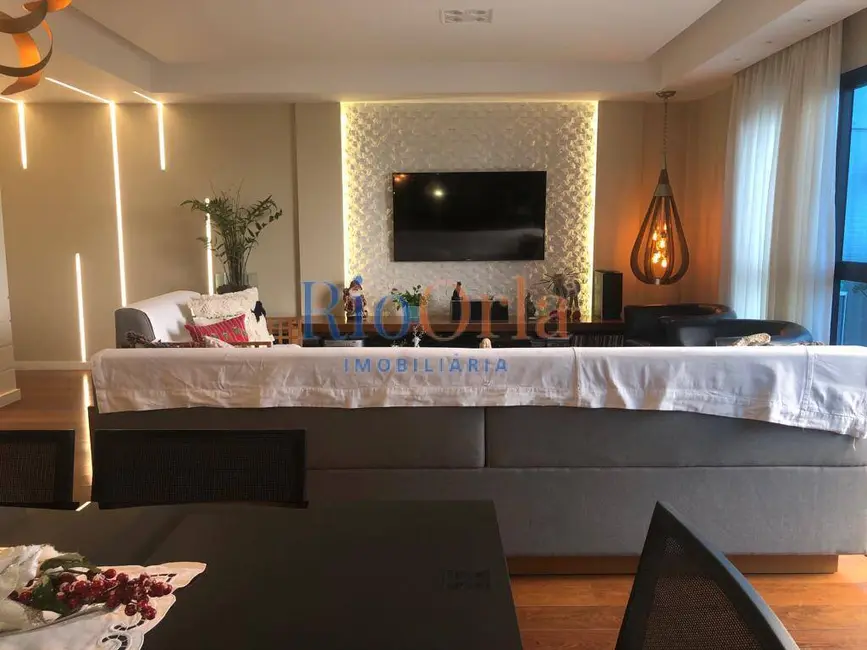 Foto 4 de Apartamento com 4 quartos à venda, 226m2 em Barra da Tijuca, Rio De Janeiro - RJ