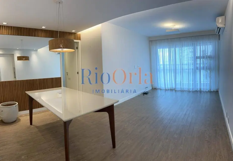 Apartamento com 4 quartos à venda, 149m2 em Barra da Tijuca, Rio De Janeiro - RJ - imagem 3 Foto 3 de Apartamento com 4 quartos à venda, 149m2 em Barra da Tijuca, Rio De Janeiro - RJ