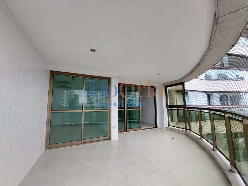 Foto 4 de Apartamento com 4 quartos à venda, 139m2 em Barra da Tijuca, Rio De Janeiro - RJ