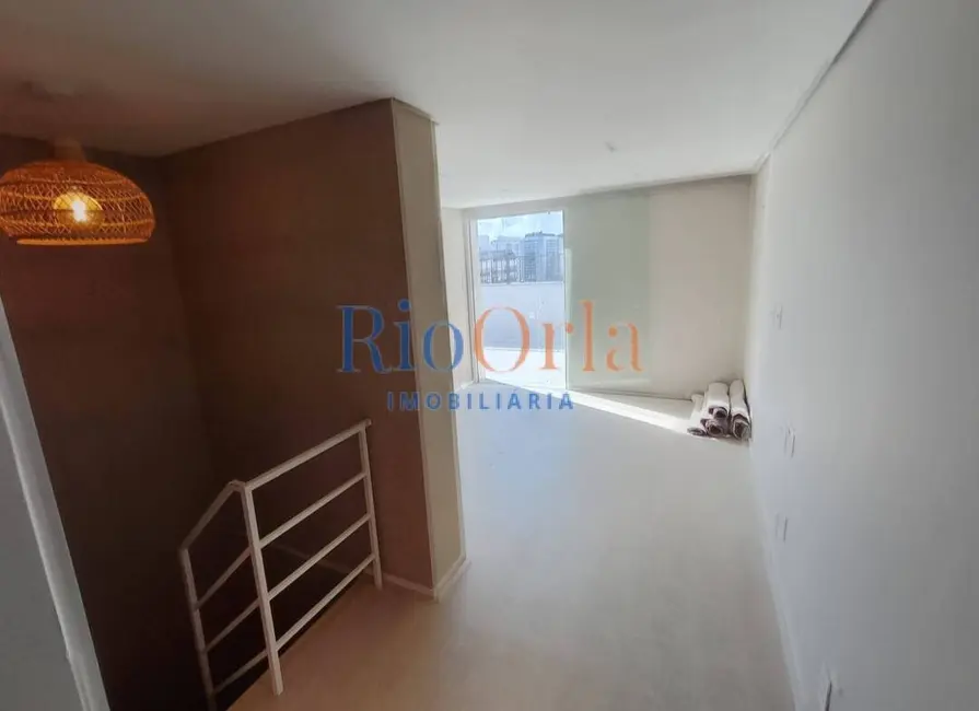 Cobertura com 3 quartos à venda, 170m2 em Rio De Janeiro - RJ - imagem 1 Foto 1 de Cobertura com 3 quartos à venda, 170m2 em Rio De Janeiro - RJ