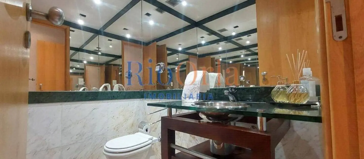 Apartamento com 4 quartos à venda, 270m2 em Barra da Tijuca, Rio De Janeiro - RJ - imagem 5 Foto 5 de Apartamento com 4 quartos à venda, 270m2 em Barra da Tijuca, Rio De Janeiro - RJ