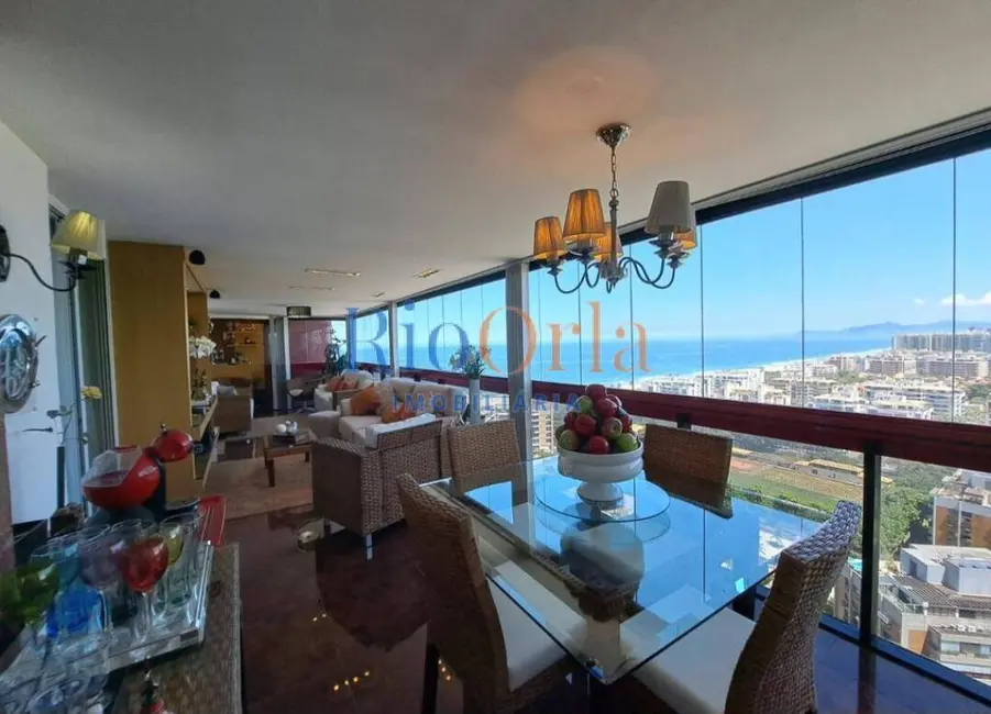 Apartamento com 3 quartos à venda, 178m2 em Barra da Tijuca, Rio De Janeiro - RJ - imagem 3 Foto 3 de Apartamento com 3 quartos à venda, 178m2 em Barra da Tijuca, Rio De Janeiro - RJ
