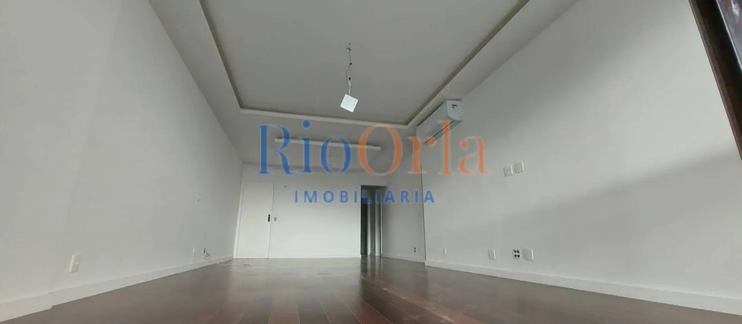 Apartamento com 4 quartos à venda, 168m2 em Barra da Tijuca, Rio De Janeiro - RJ - imagem 1 Foto 1 de Apartamento com 4 quartos à venda, 168m2 em Barra da Tijuca, Rio De Janeiro - RJ