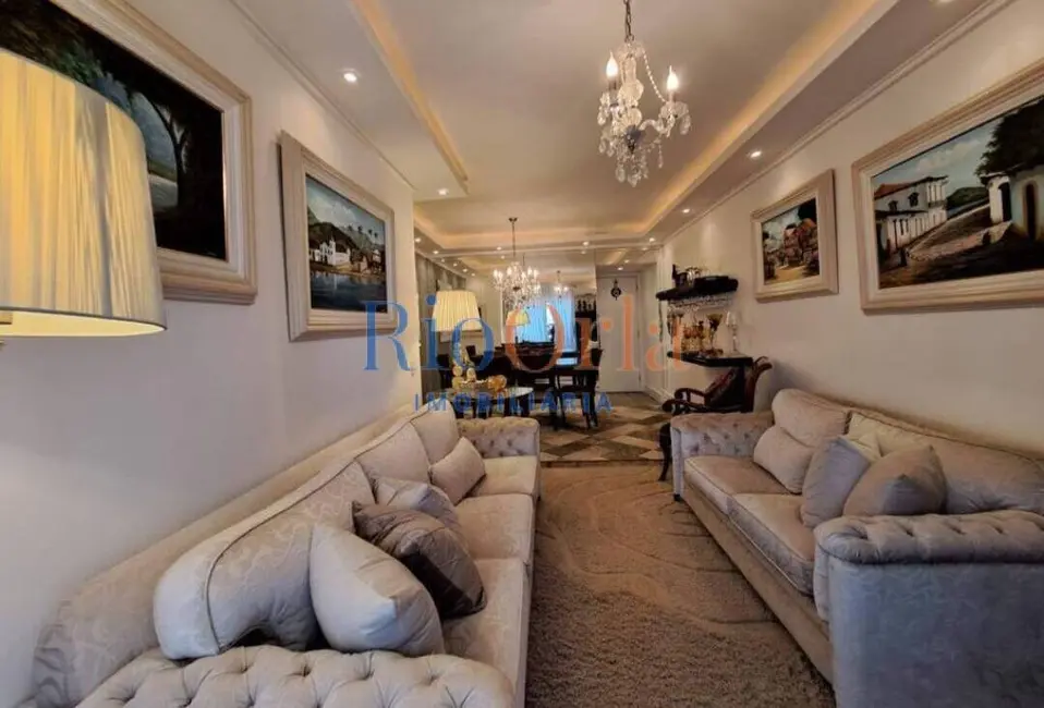 Apartamento com 3 quartos à venda, 180m2 em Barra da Tijuca, Rio De Janeiro - RJ - imagem 2 Foto 2 de Apartamento com 3 quartos à venda, 180m2 em Barra da Tijuca, Rio De Janeiro - RJ