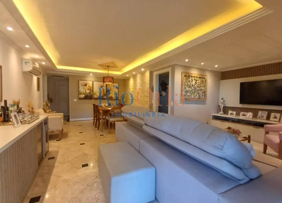 Apartamento com 4 quartos à venda, 160m2 em Barra da Tijuca, Rio De Janeiro - RJ - imagem 1 Foto 1 de Apartamento com 4 quartos à venda, 160m2 em Barra da Tijuca, Rio De Janeiro - RJ
