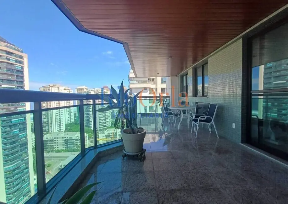 Foto 1 de Apartamento com 4 quartos à venda, 162m2 em Barra da Tijuca, Rio De Janeiro - RJ