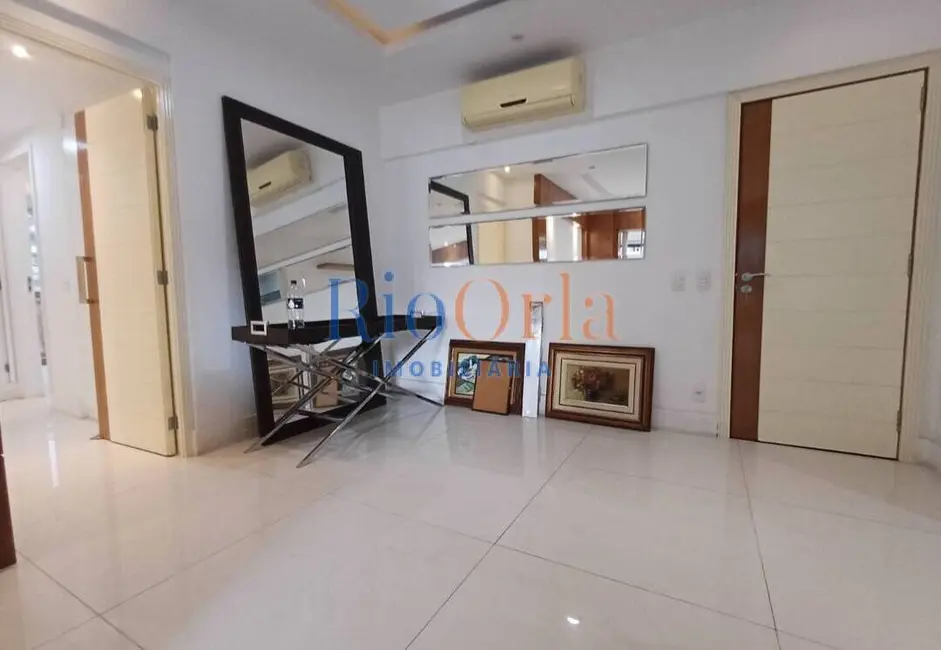 Apartamento com 3 quartos à venda, 122m2 em Barra da Tijuca, Rio De Janeiro - RJ - imagem 7 Foto 7 de Apartamento com 3 quartos à venda, 122m2 em Barra da Tijuca, Rio De Janeiro - RJ