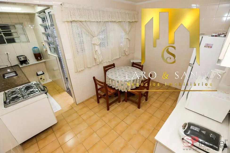 Foto 8 de Casa com 2 quartos à venda, 198m2 em Vila Brasilina, São Paulo - SP