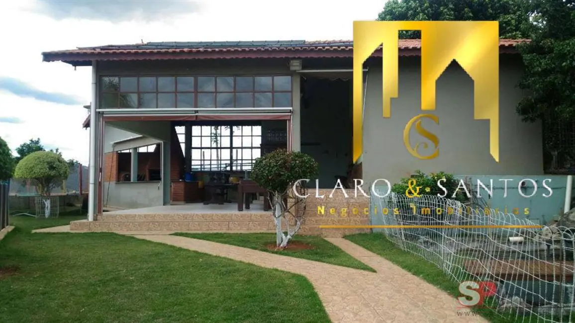 Foto 3 de Casa com 3 quartos à venda, 650m2 em Piracaia - SP