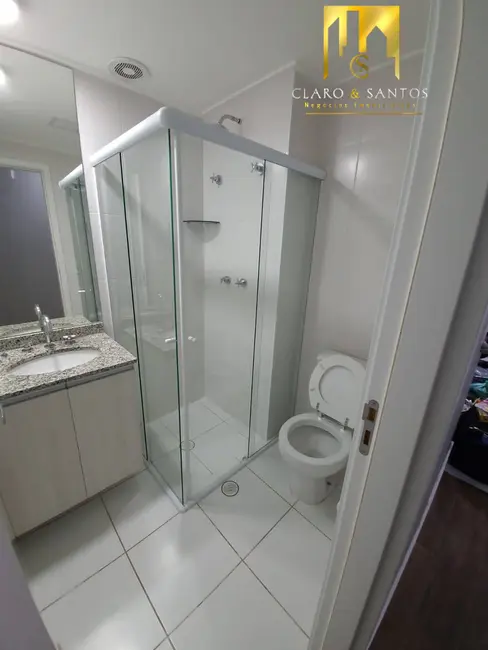 Sala Comercial à venda e para alugar, 68m2 em Jardim Flor da Montanha, Guarulhos - SP - imagem 4 Foto 4 de Sala Comercial à venda e para alugar, 68m2 em Jardim Flor da Montanha, Guarulhos - SP