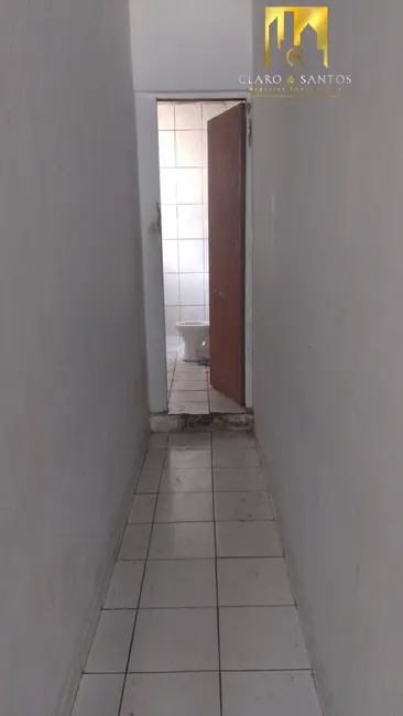 Casa com 1 quarto para alugar em Jardim Valéria, Guarulhos - SP - imagem 3 Foto 3 de Casa com 1 quarto para alugar em Jardim Valéria, Guarulhos - SP