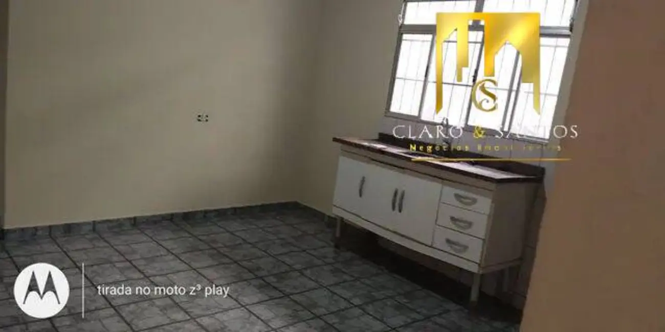 Casa com 3 quartos à venda em Jardim Lenize, Guarulhos - SP - imagem 3 Foto 3 de Casa com 3 quartos à venda em Jardim Lenize, Guarulhos - SP