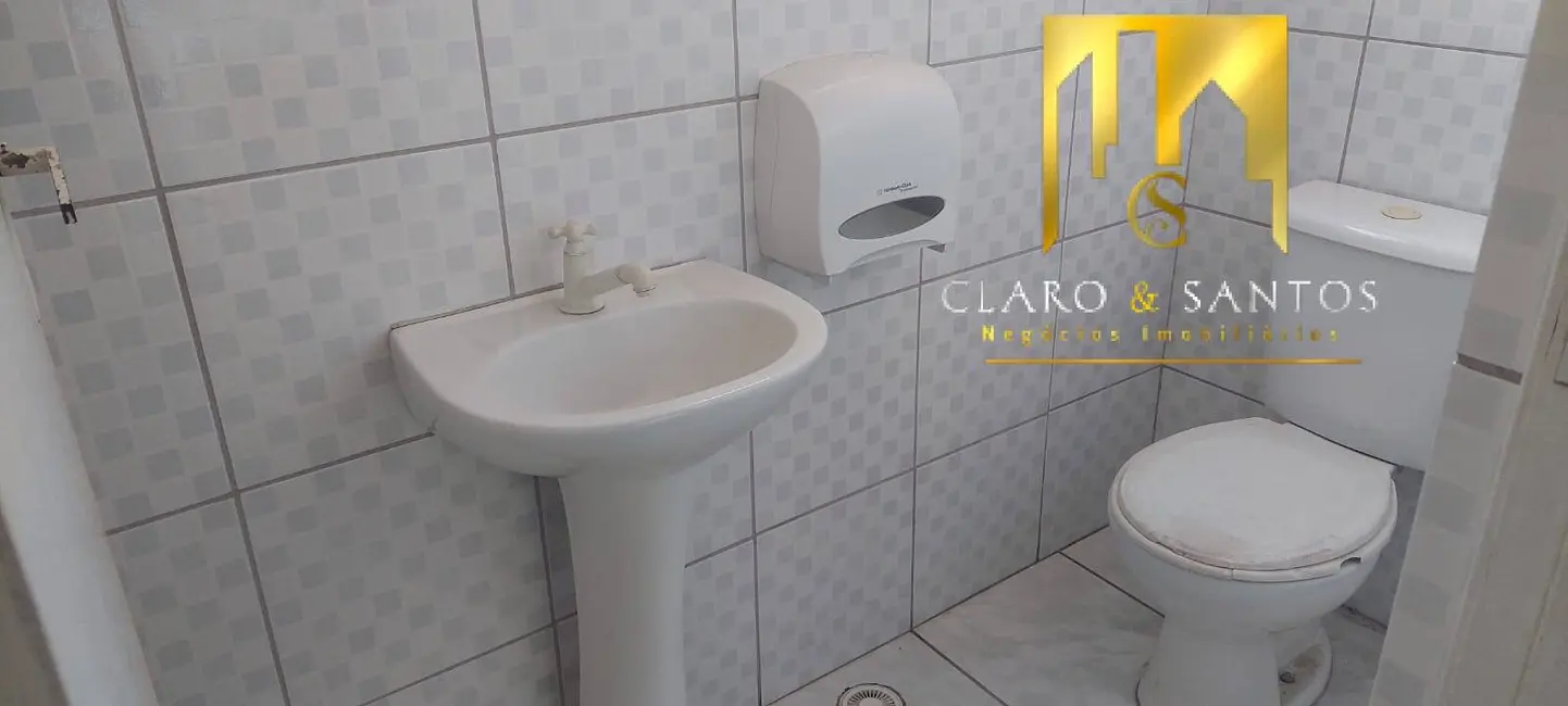 Casa com 1 quarto para alugar, 30m2 em Jardim Las Vegas, Guarulhos - SP - imagem 4 Foto 4 de Casa com 1 quarto para alugar, 30m2 em Jardim Las Vegas, Guarulhos - SP