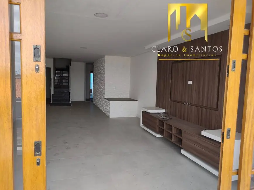 Foto 3 de Casa com 3 quartos à venda, 332m2 em Jardim Adriana, Guarulhos - SP