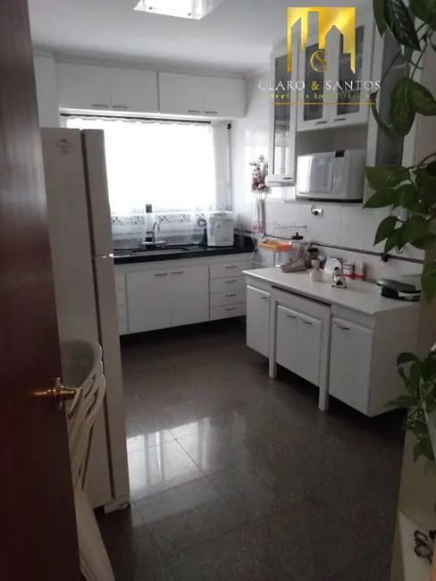 Casa com 4 quartos à venda, 120m2 em Santa Teresinha, São Paulo - SP - imagem 9 Foto 9 de Casa com 4 quartos à venda, 120m2 em Santa Teresinha, São Paulo - SP