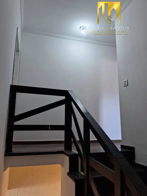 Casa com 3 quartos para alugar em Parque Primavera, Guarulhos - SP - imagem 8 Foto 8 de Casa com 3 quartos para alugar em Parque Primavera, Guarulhos - SP