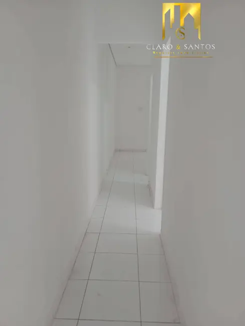 Casa com 2 quartos para alugar, 60m2 em Vila Maricy, Guarulhos - SP - imagem 9 Foto 9 de Casa com 2 quartos para alugar, 60m2 em Vila Maricy, Guarulhos - SP