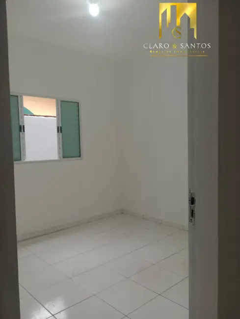 Casa com 2 quartos para alugar, 60m2 em Vila Maricy, Guarulhos - SP - imagem 6 Foto 6 de Casa com 2 quartos para alugar, 60m2 em Vila Maricy, Guarulhos - SP