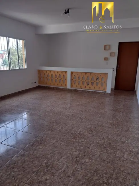 Casa com 3 quartos para alugar, 160m2 em Jardim Peri, São Paulo - SP - imagem 3 Foto 3 de Casa com 3 quartos para alugar, 160m2 em Jardim Peri, São Paulo - SP