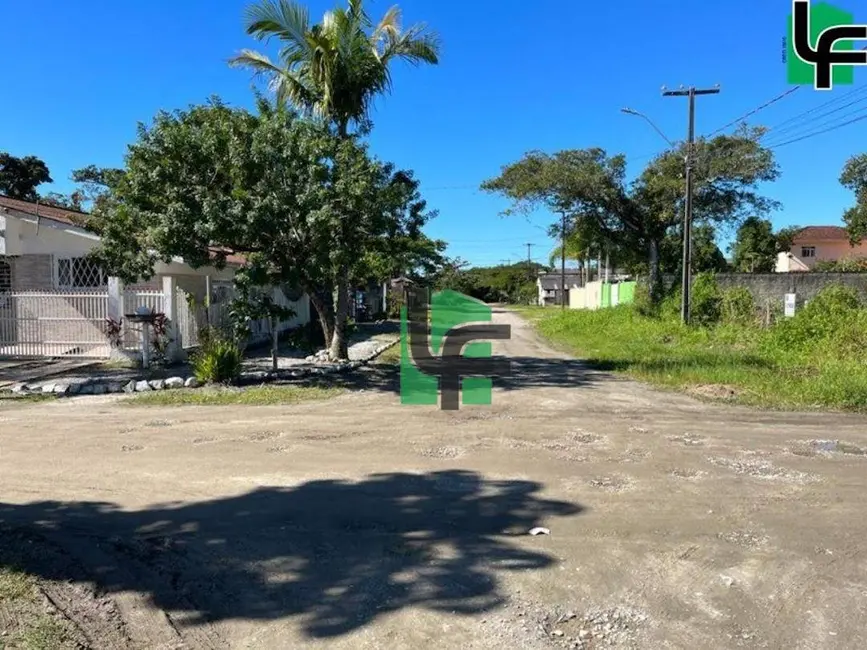 Foto 3 de Terreno / Lote à venda, 363m2 em Centro, Matinhos - PR