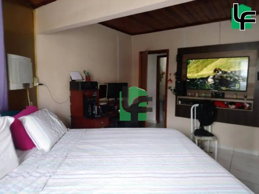 Casa com 3 quartos à venda, 101m2 em Jardim Samambaia, Paranagua - PR - imagem 9 Foto 9 de Casa com 3 quartos à venda, 101m2 em Jardim Samambaia, Paranagua - PR