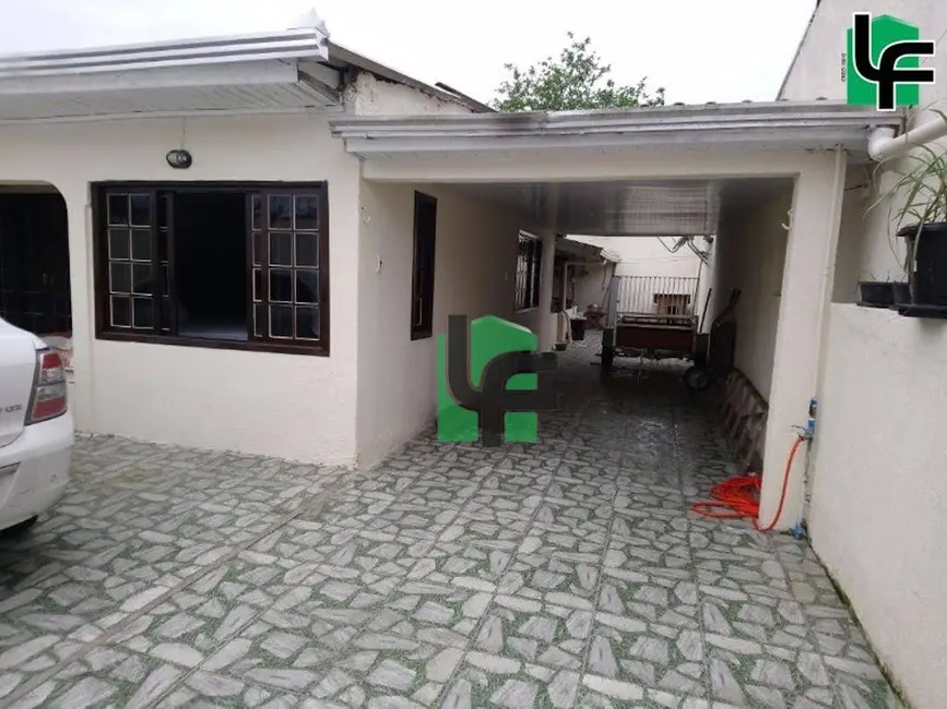 Casa com 3 quartos à venda, 101m2 em Jardim Samambaia, Paranagua - PR - imagem 3 Foto 3 de Casa com 3 quartos à venda, 101m2 em Jardim Samambaia, Paranagua - PR