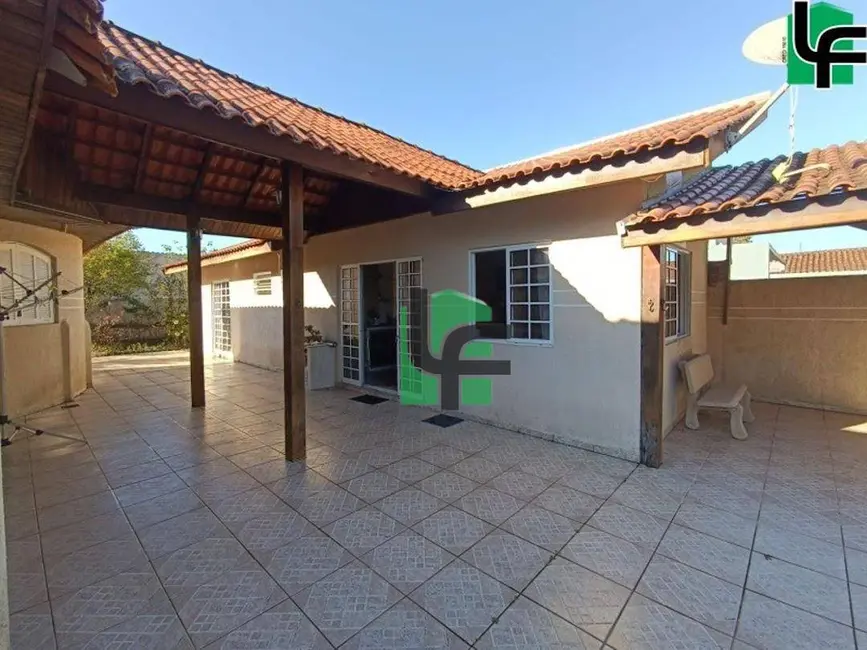 Foto 2 de Casa com 2 quartos à venda, 420m2 em Matinhos - PR