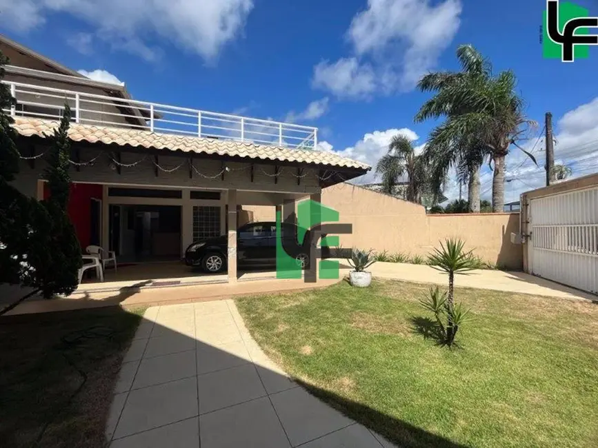 Foto 6 de Sobrado com 3 quartos à venda, 312m2 em Matinhos - PR