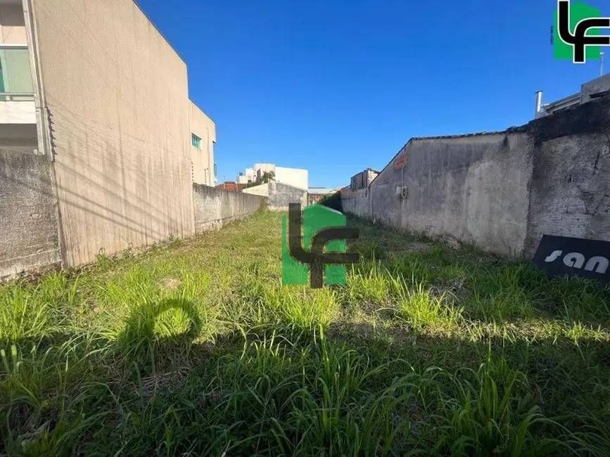 Foto 3 de Terreno / Lote à venda, 340m2 em Matinhos - PR