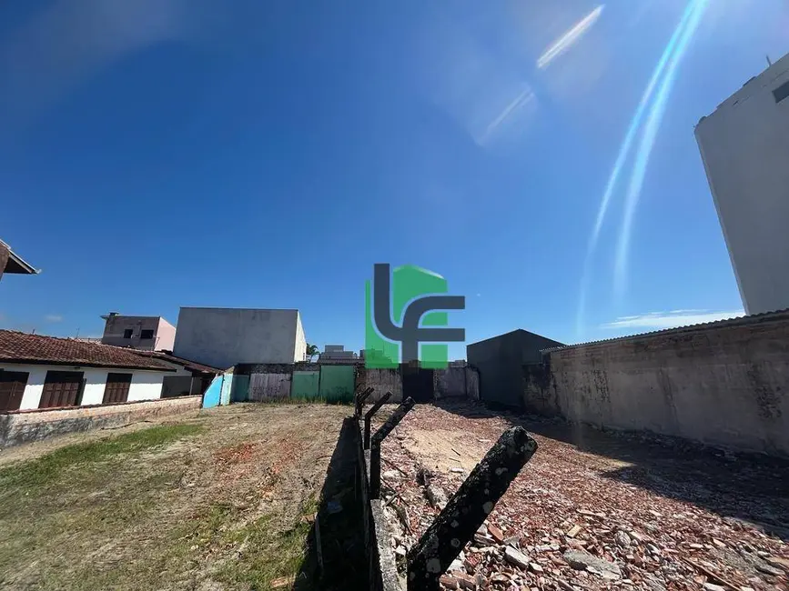 Foto 4 de Terreno / Lote à venda, 600m2 em Matinhos - PR