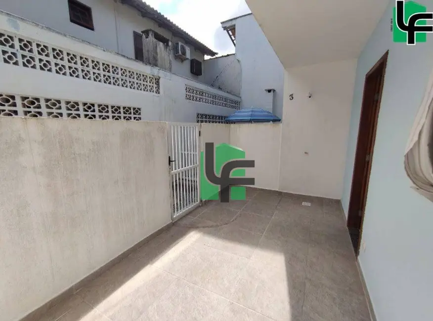 Sobrado com 2 quartos à venda, 65m2 em Centro, Matinhos - PR - imagem 9 Foto 9 de Sobrado com 2 quartos à venda, 65m2 em Centro, Matinhos - PR