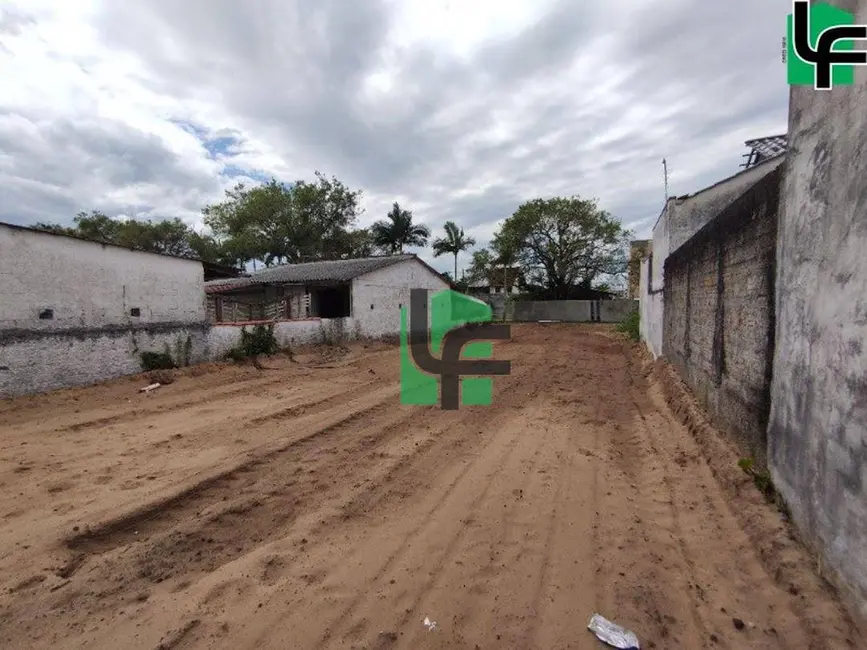 Foto 8 de Terreno / Lote à venda, 300m2 em Matinhos - PR