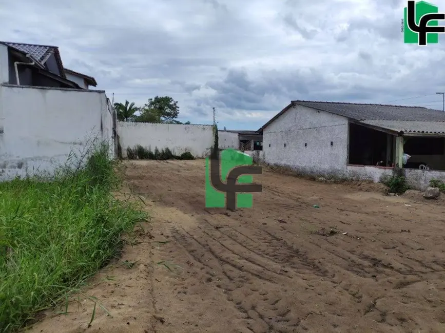 Foto 2 de Terreno / Lote à venda, 300m2 em Matinhos - PR