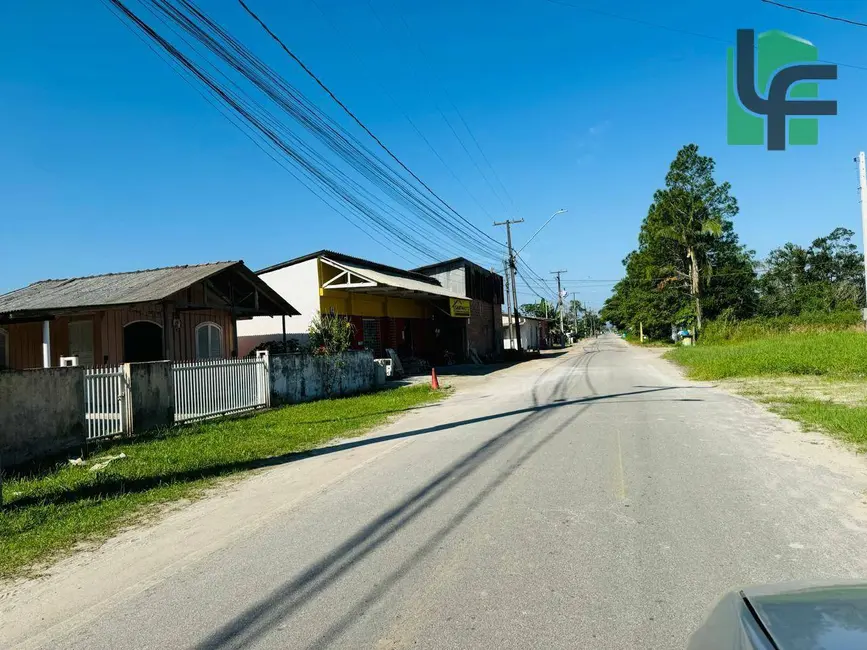 Foto 1 de Terreno / Lote à venda, 375m2 em Matinhos - PR