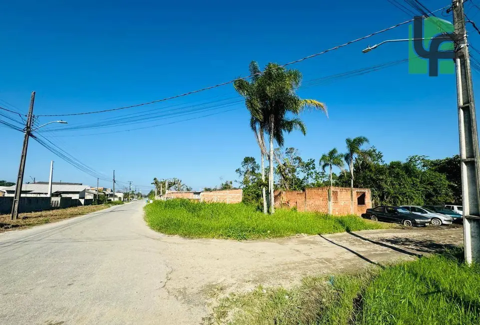 Foto 3 de Terreno / Lote à venda, 375m2 em Matinhos - PR