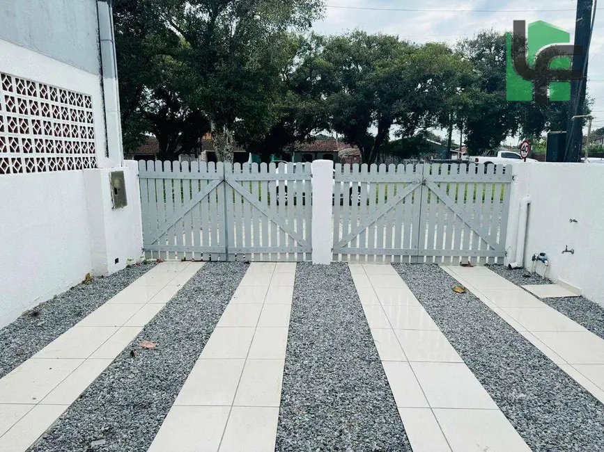 Foto 5 de Sobrado com 4 quartos à venda, 132m2 em Matinhos - PR
