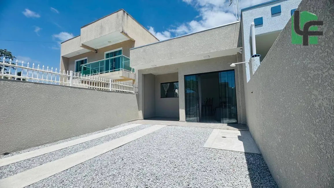 Foto 1 de Casa com 2 quartos à venda, 112m2 em Matinhos - PR