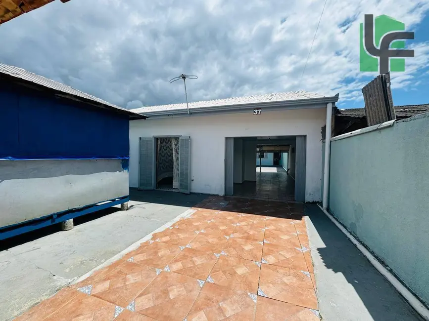 Foto 4 de Casa com 3 quartos à venda, 300m2 em Matinhos - PR