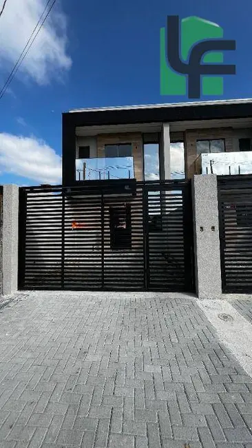 Foto 3 de Sobrado com 3 quartos à venda, 90m2 em Matinhos - PR