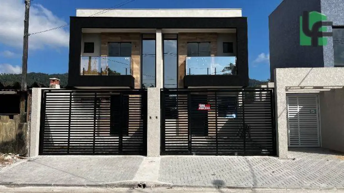 Foto 1 de Sobrado com 3 quartos à venda, 90m2 em Matinhos - PR
