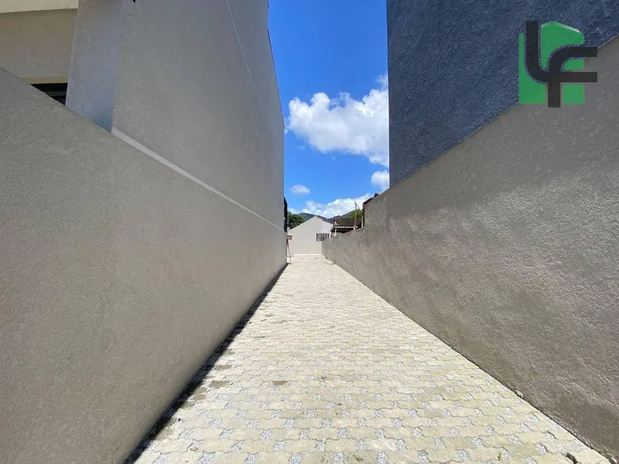 Foto 3 de Sobrado com 3 quartos à venda, 90m2 em Matinhos - PR