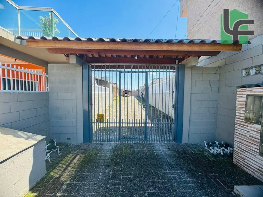 Casa com 2 quartos à venda, 129m2 em Matinhos - PR - imagem 3 Foto 3 de Casa com 2 quartos à venda, 129m2 em Matinhos - PR