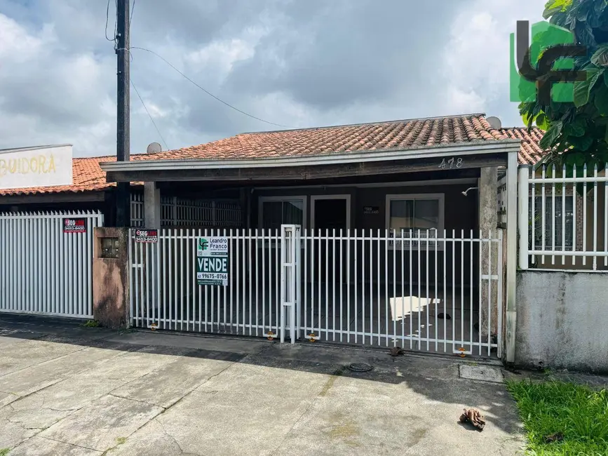 Casa com 2 quartos à venda, 83m2 em Matinhos - PR - imagem 2 Foto 2 de Casa com 2 quartos à venda, 83m2 em Matinhos - PR