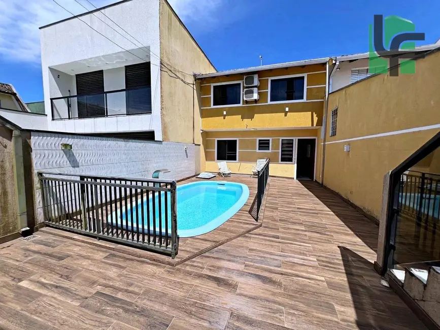 Foto 2 de Sobrado com 4 quartos à venda, 184m2 em Pontal Do Parana - PR