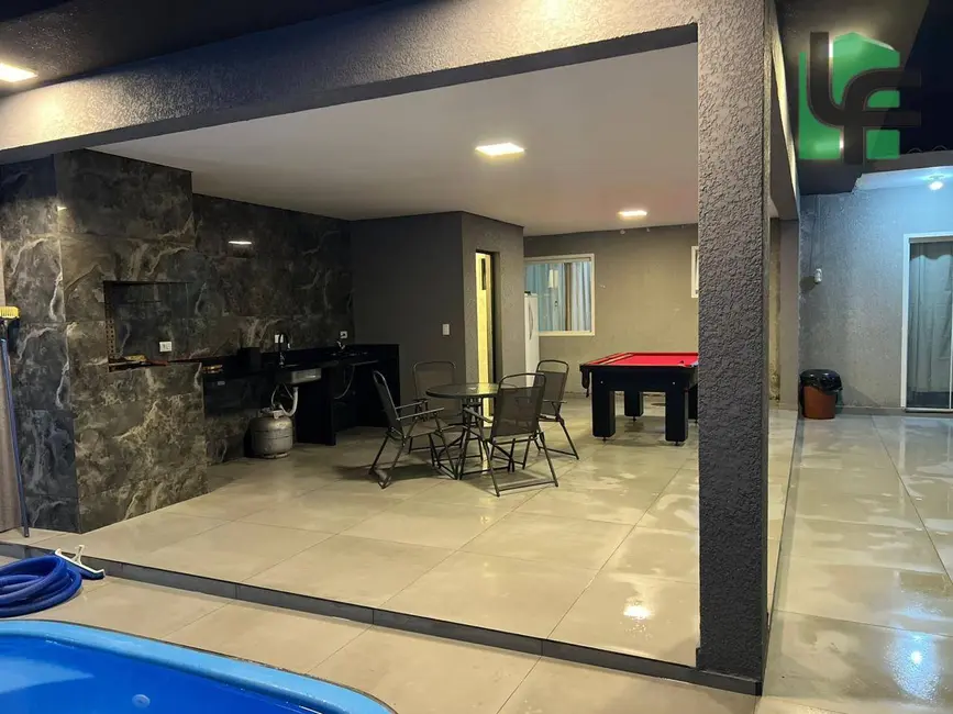 Foto 4 de Casa com 2 quartos à venda, 312m2 em Matinhos - PR