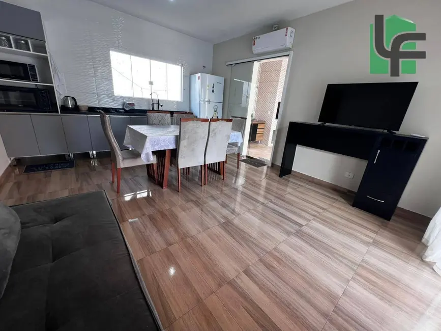 Foto 6 de Casa com 2 quartos à venda, 312m2 em Matinhos - PR
