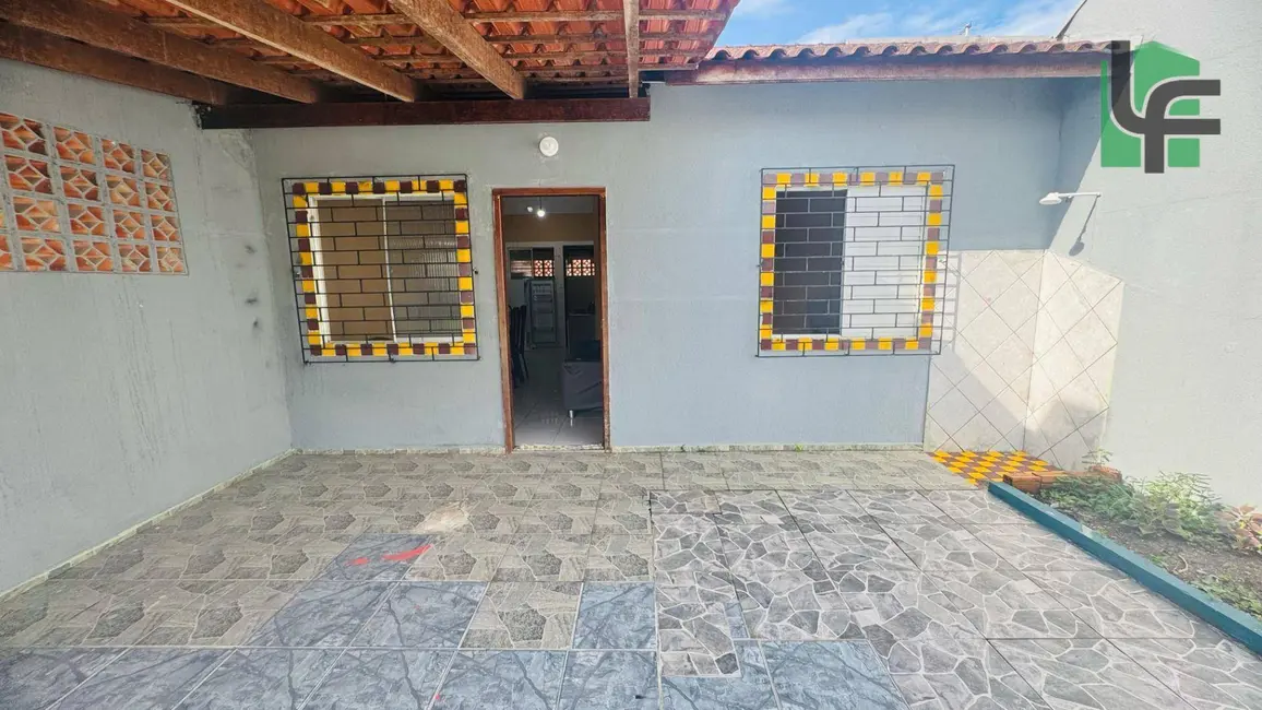 Foto 4 de Casa com 2 quartos à venda, 84m2 em Pontal Do Parana - PR